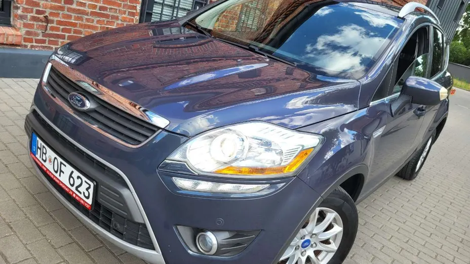 FORD Kuga -