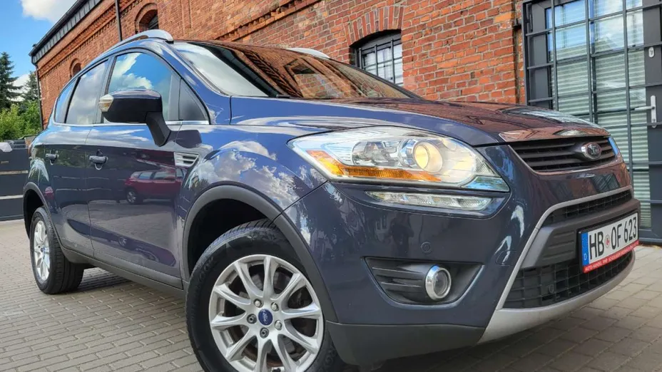 FORD Kuga -