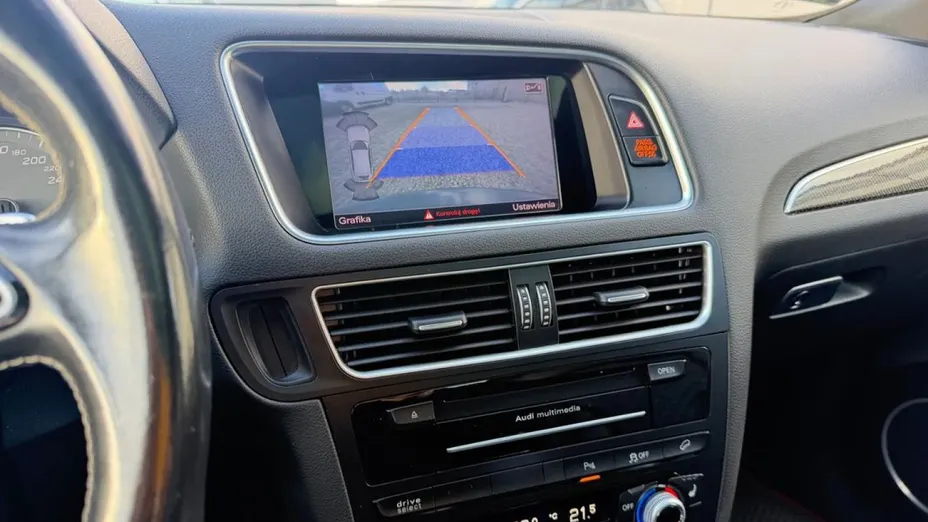 AUDI SQ5 -