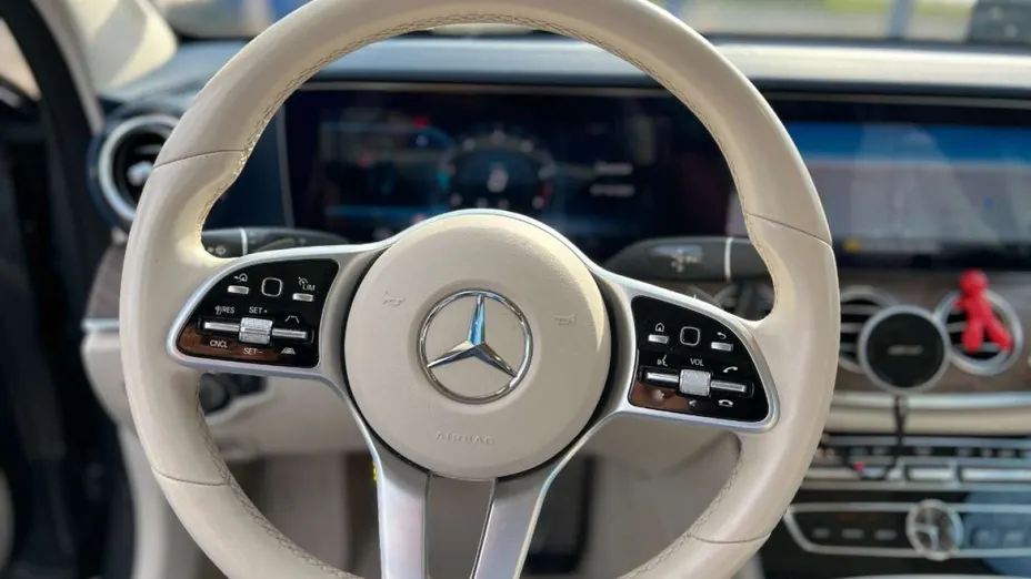 MERCEDES-BENZ E Klasa -