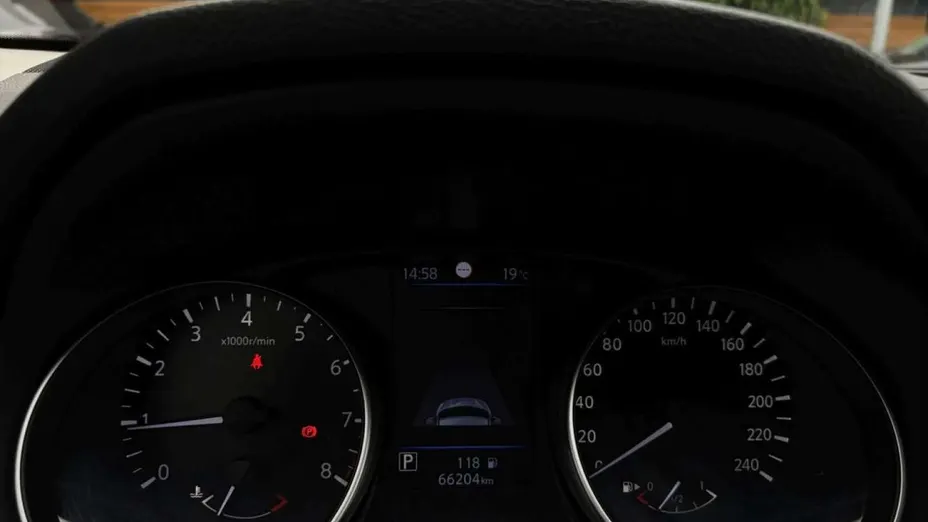 NISSAN Qashqai -
