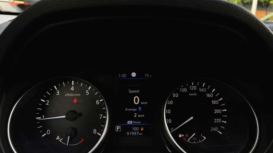 NISSAN Qashqai -