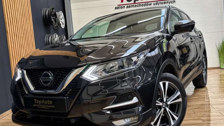 NISSAN Qashqai -