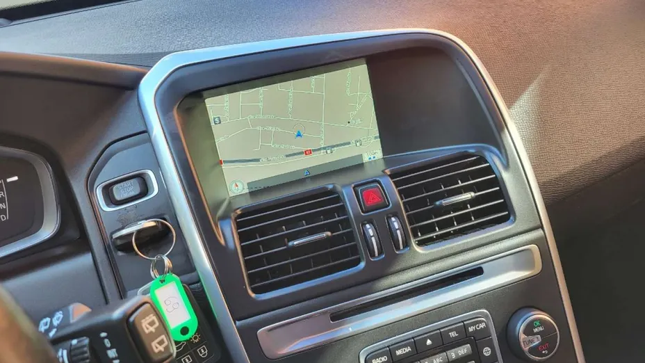 VOLVO XC60 -