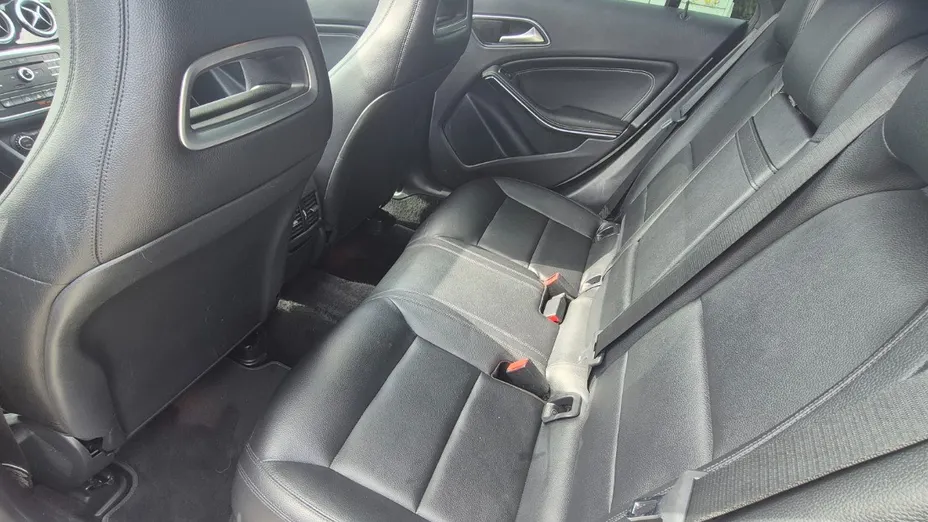 MERCEDES-BENZ CLA -