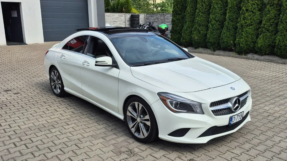 MERCEDES-BENZ CLA -