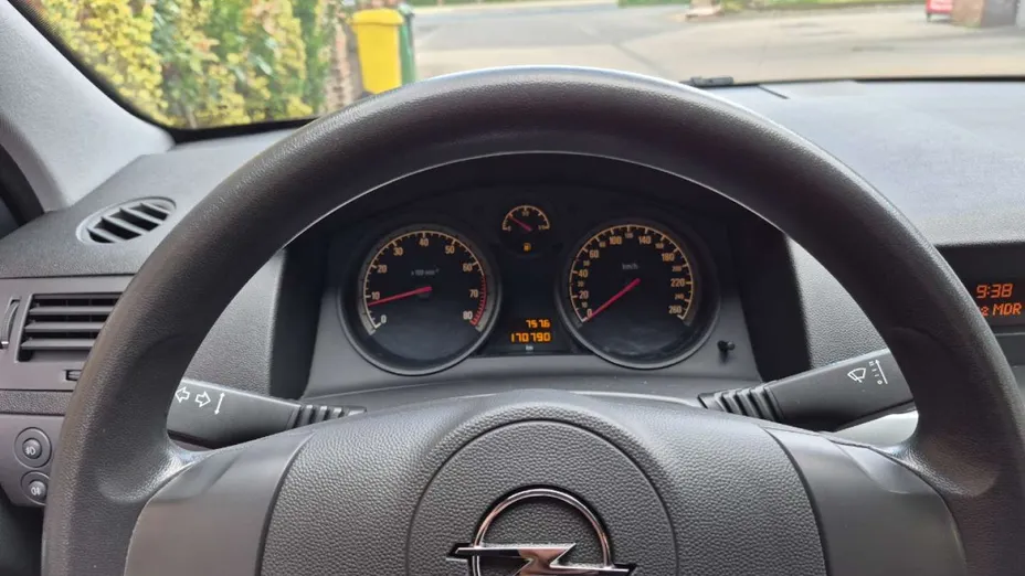 OPEL Astra -