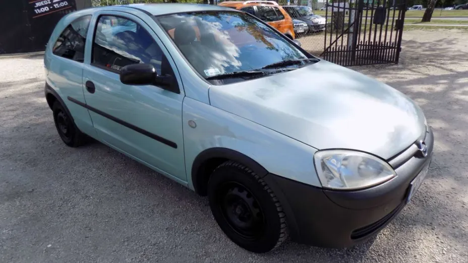 OPEL Corsa -