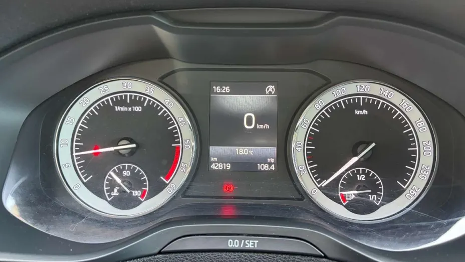 SKODA Karoq -