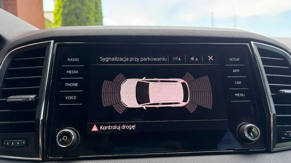 SKODA Karoq -
