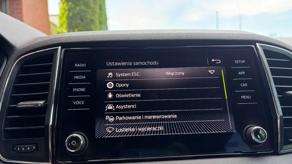 SKODA Karoq -