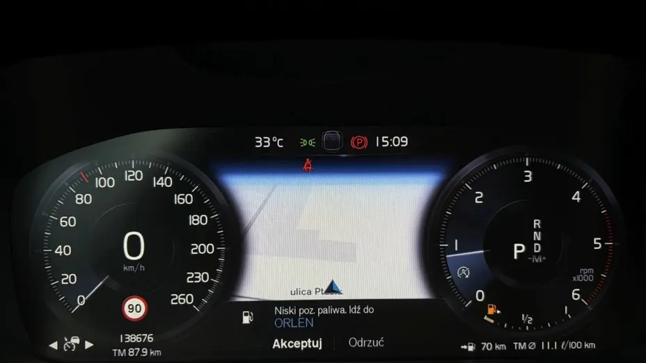 VOLVO XC40 -