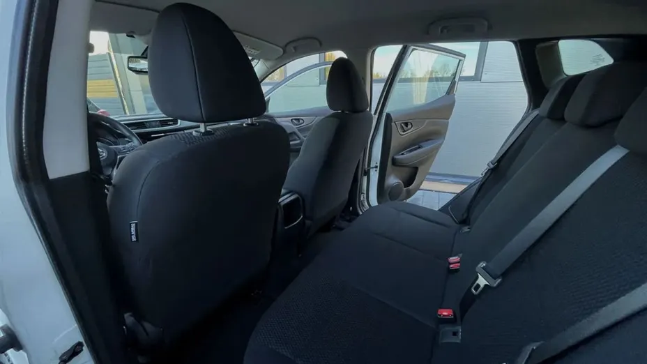 NISSAN Qashqai -