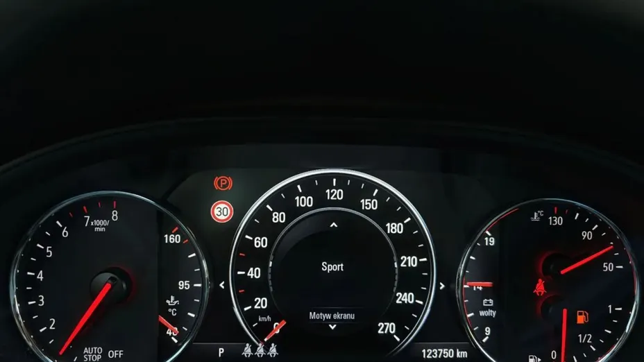 OPEL Insignia -