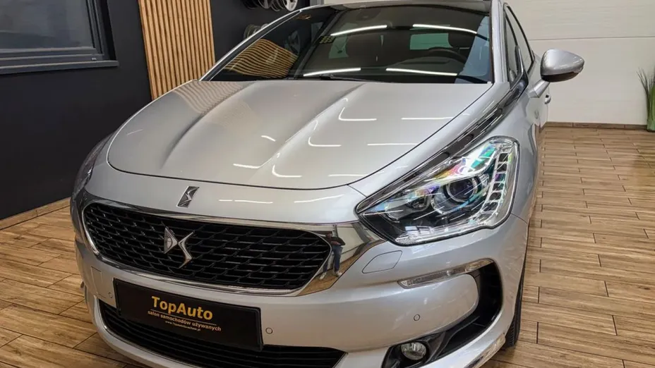 CITROEN DS5 -