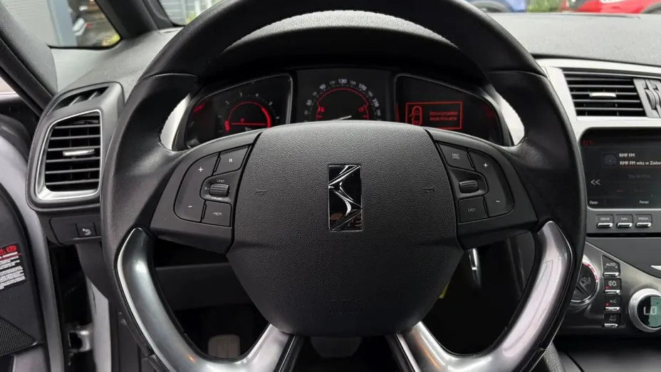 CITROEN DS5 -