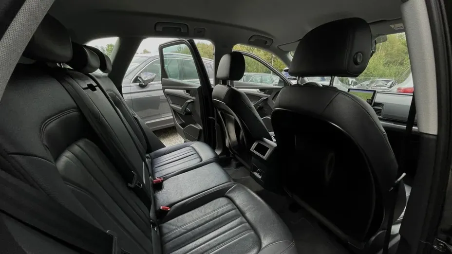 AUDI Q5 -
