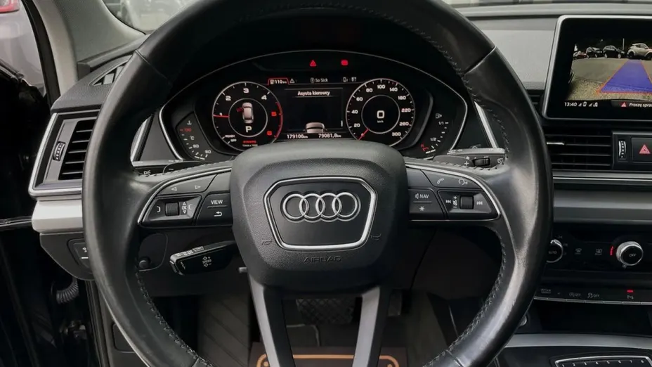 AUDI Q5 -