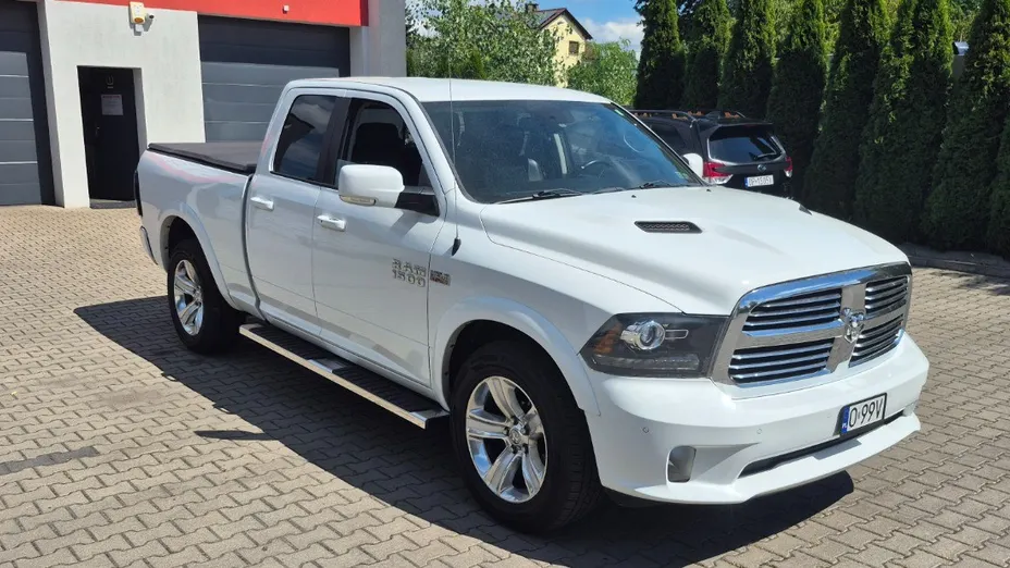 DODGE RAM -