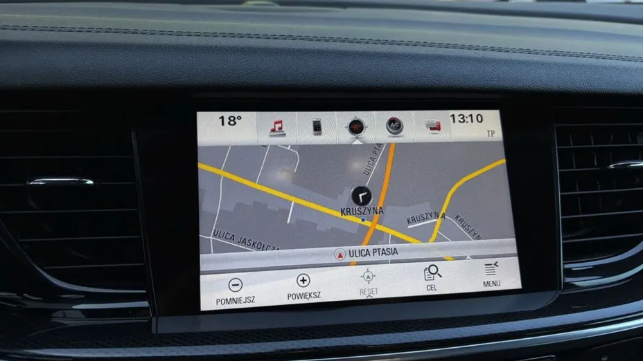 OPEL Insignia -