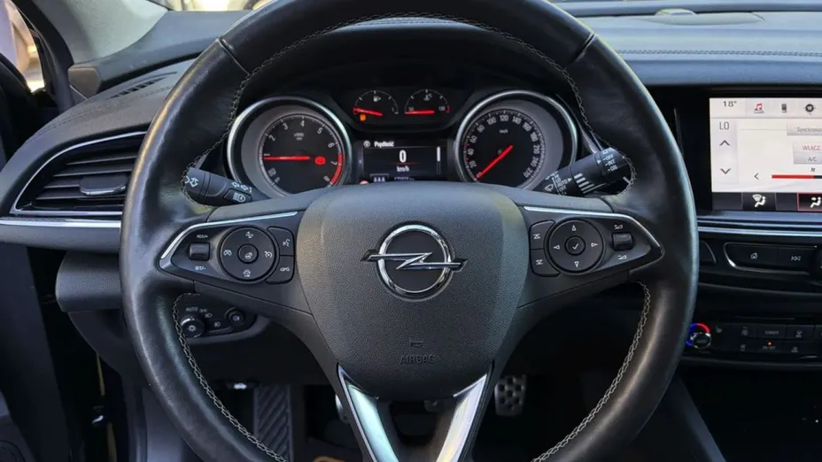 OPEL Insignia -