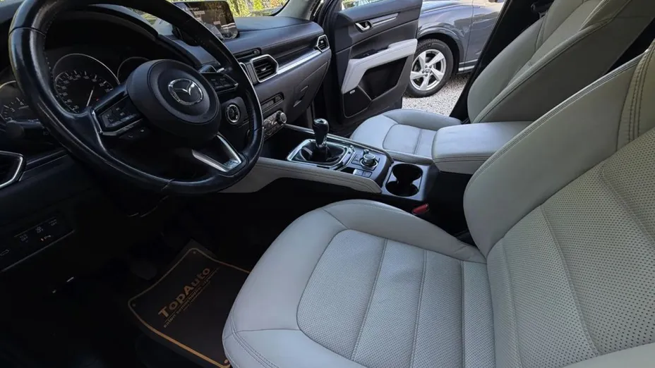 MAZDA CX-5 -