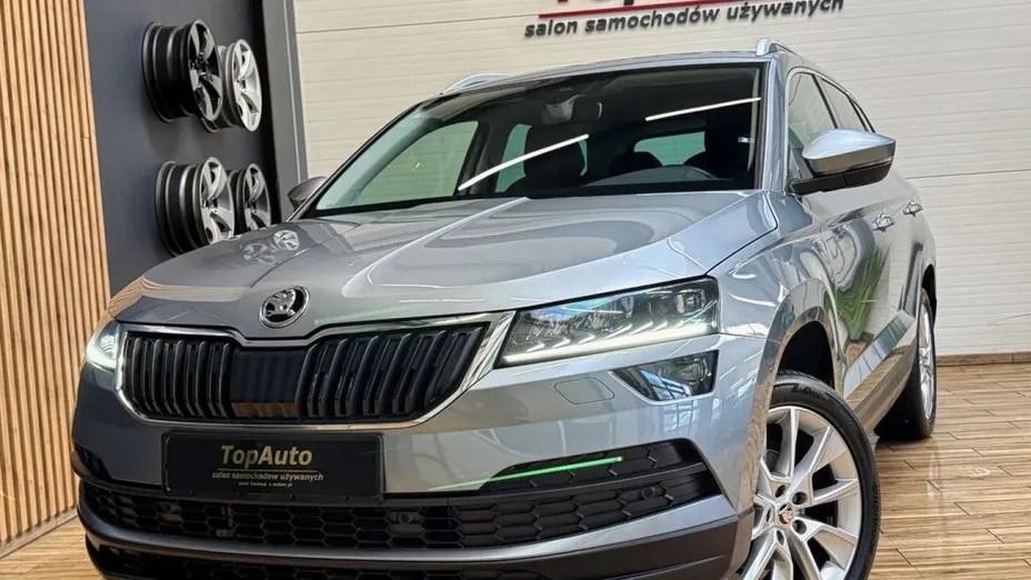SKODA Karoq -