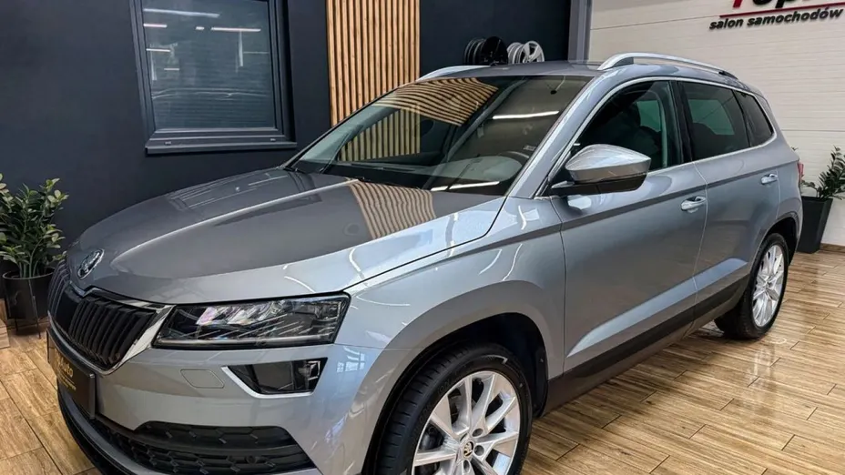 SKODA Karoq -