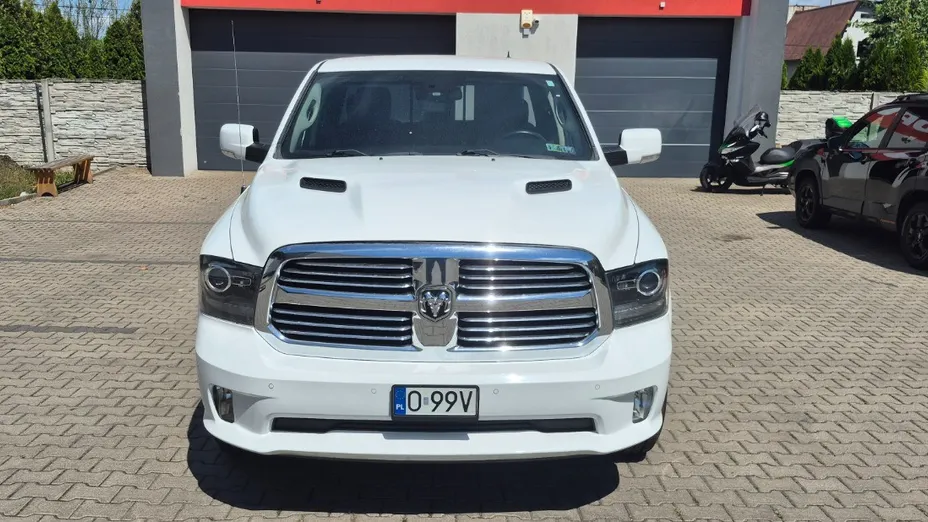 DODGE RAM -