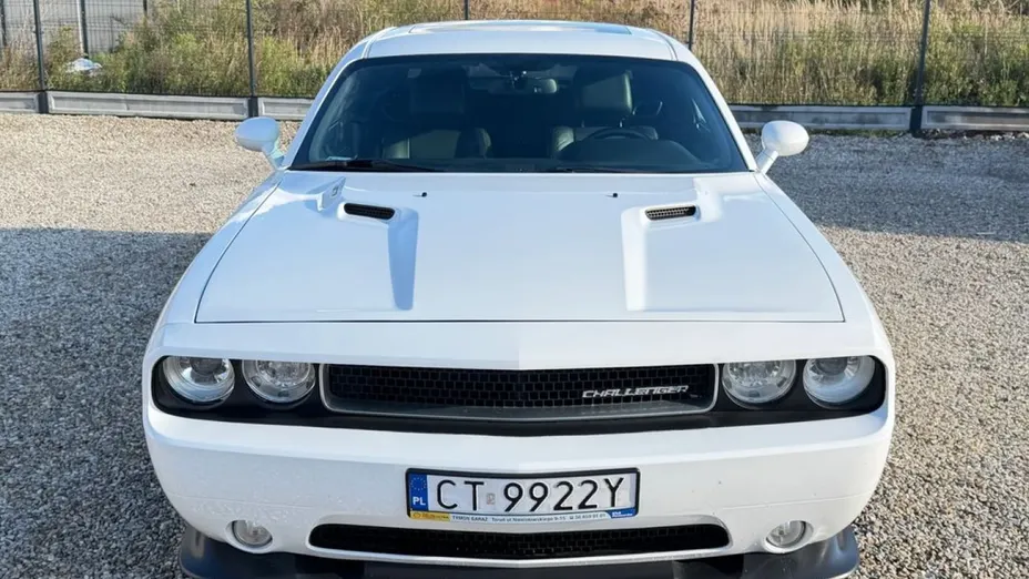 DODGE Challenger -
