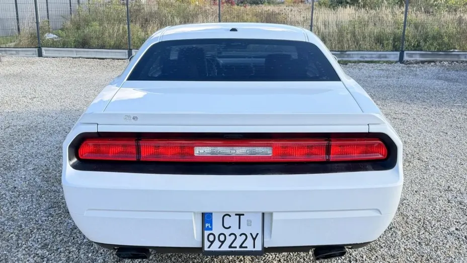 DODGE Challenger -