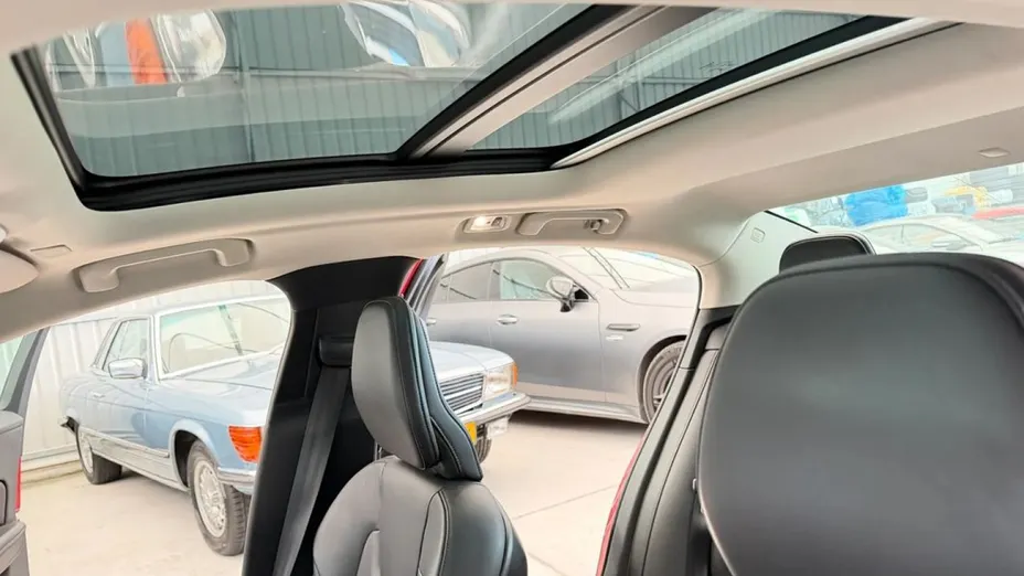 VOLVO S60 -
