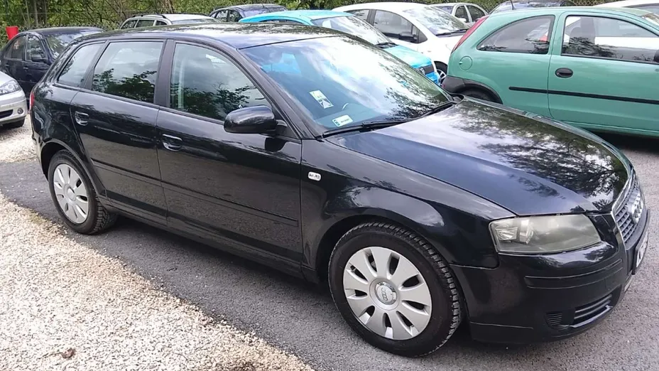 AUDI A3 Sportback -
