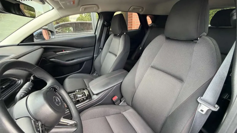 MAZDA CX-30 -