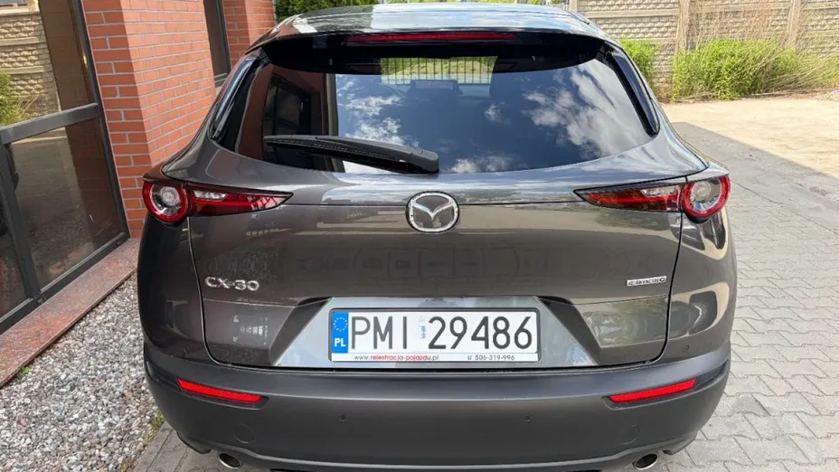 MAZDA CX-30 -