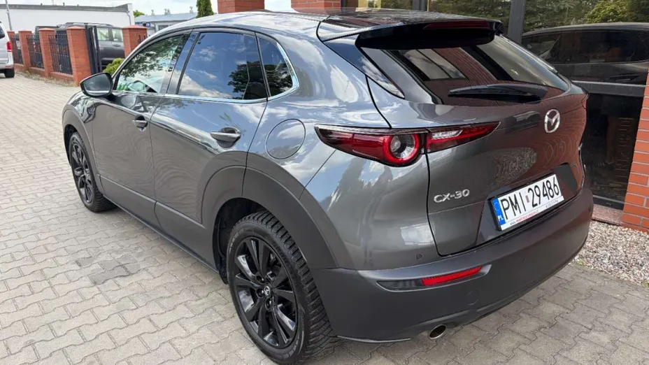 MAZDA CX-30 -