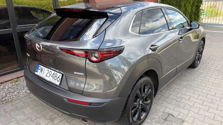 MAZDA CX-30 -