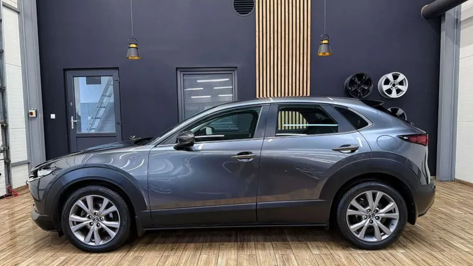 MAZDA CX-30 -