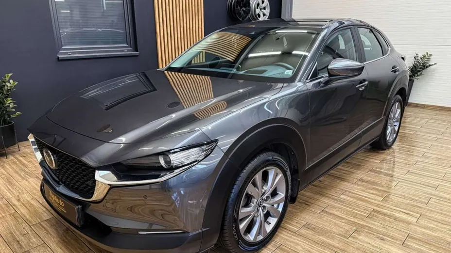 MAZDA CX-30 -