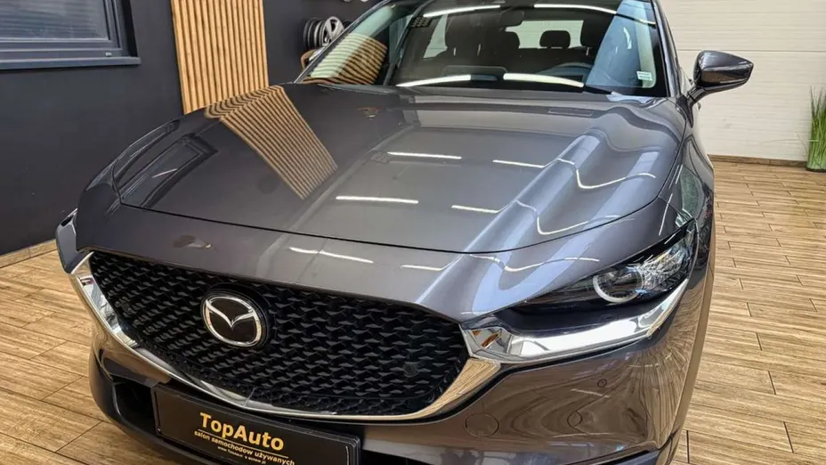 MAZDA CX-30 -