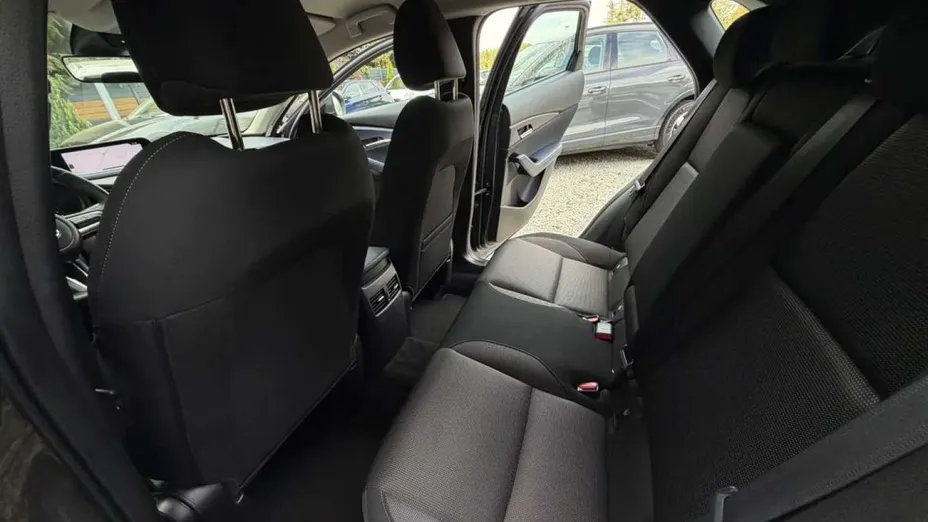 MAZDA CX-30 -