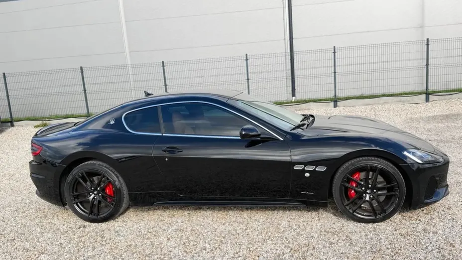 MASERATI Granturismo -