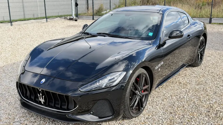 MASERATI Granturismo -