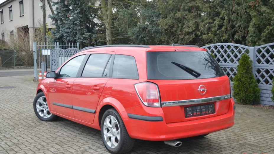 OPEL Astra -
