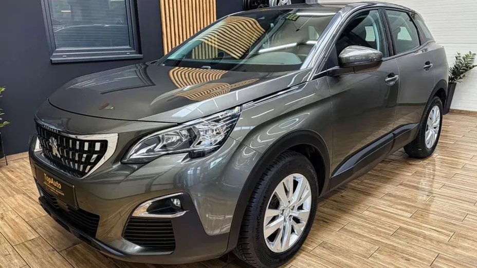 PEUGEOT 3008 -