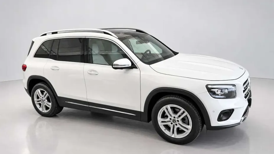 MERCEDES-BENZ GLB -