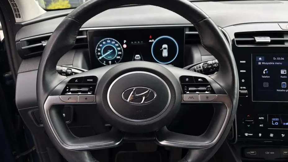 HYUNDAI Tucson -