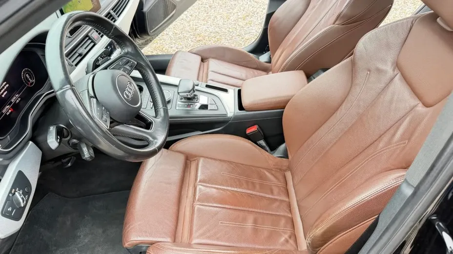 AUDI A4 -