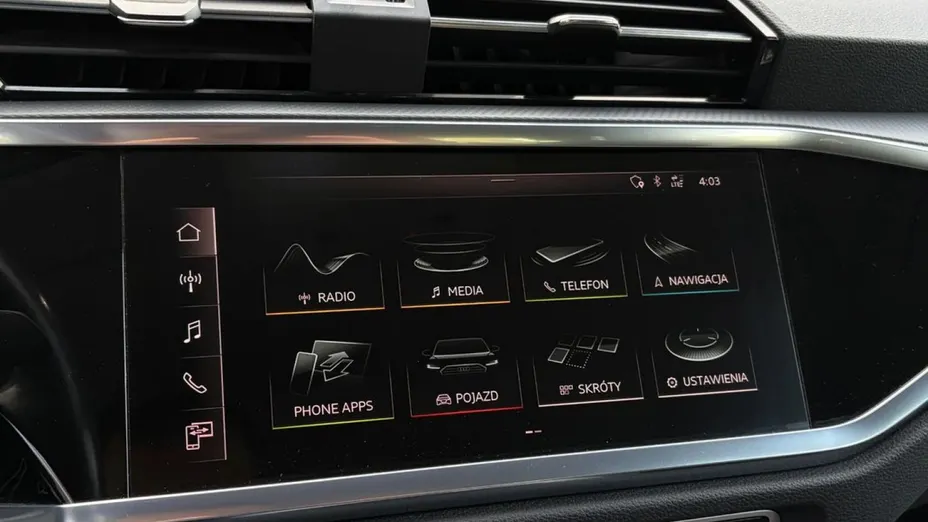AUDI Q3 -