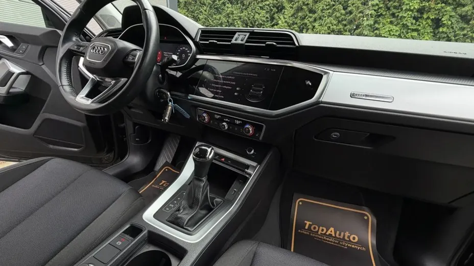 AUDI Q3 Sportback -